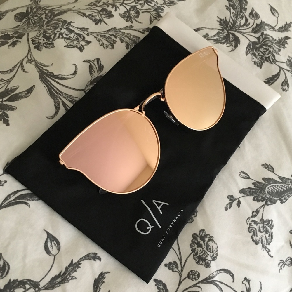 NEW Quay Australia Rose Gold Cateye Sunglasses